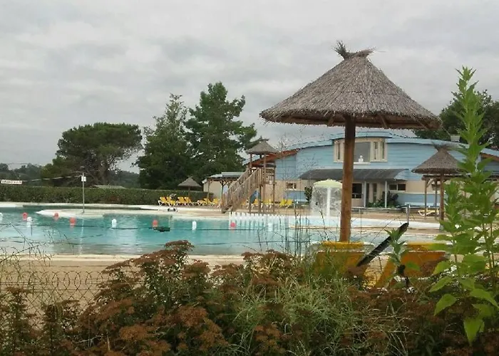De 24 M2 à Barbotan-minimum 21 Nuits-climatisé #vacances#cure--lac Et Piscine à 1 Km * Cazaubon